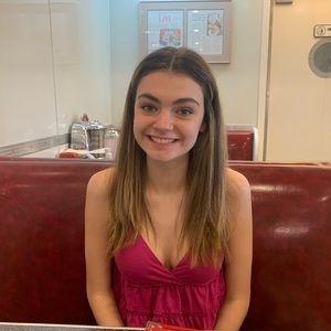 Meet your Posher, Abby